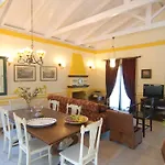 Oliviero Lygia (Lefkada)