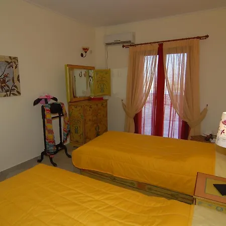 Oliviero Villa *
